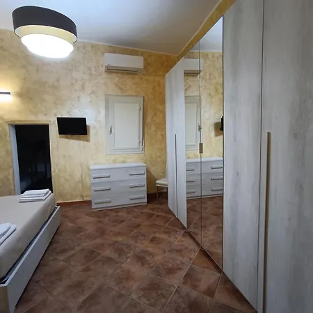 Di Casa Apartment *